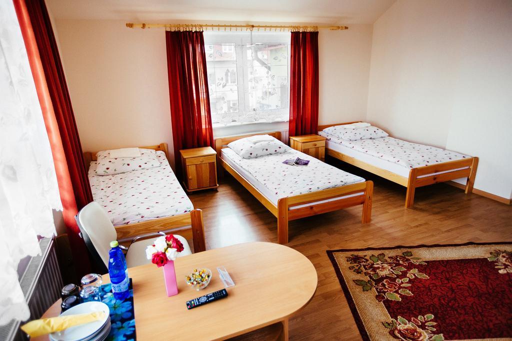 Tanie Noclegi 2 Kielce Exterior photo