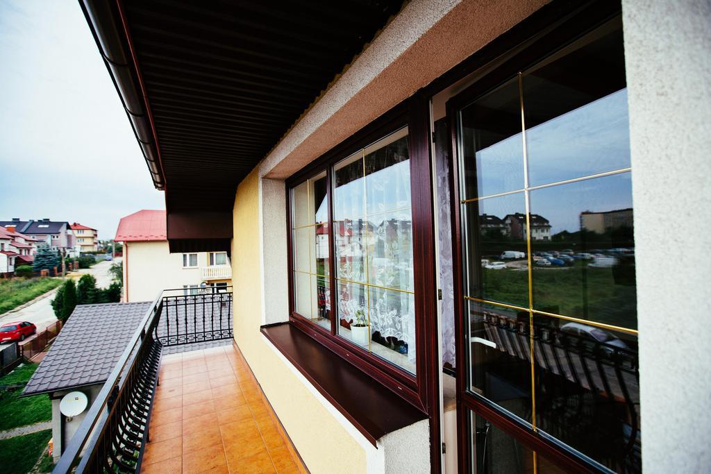Tanie Noclegi 2 Kielce Exterior photo